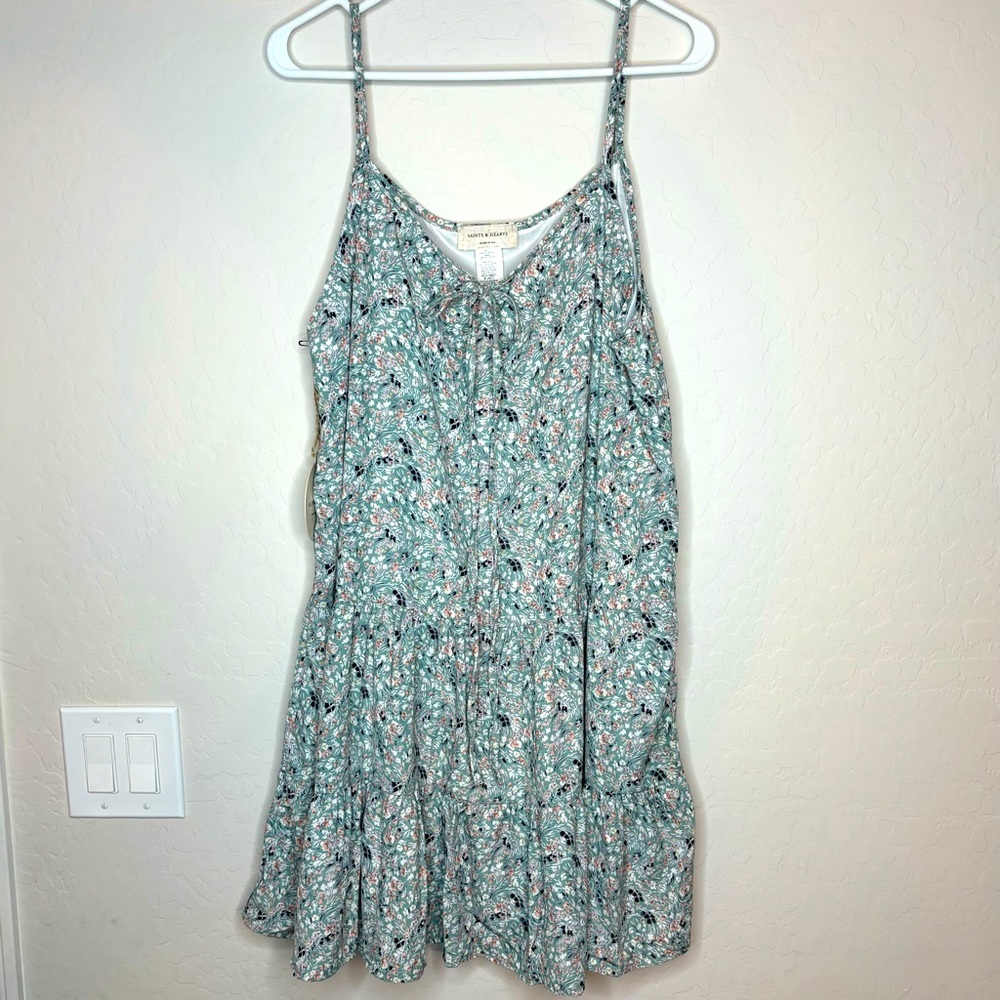NWT Saints & Hearts Printed Tier Sundress Size M